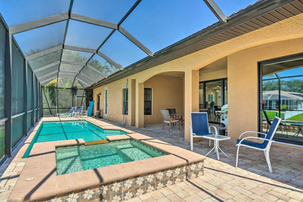 Canalfront Cape Coral Home With Patio And Grill! Esterno foto