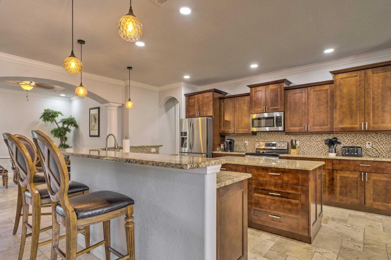Canalfront Cape Coral Home With Patio And Grill! Esterno foto