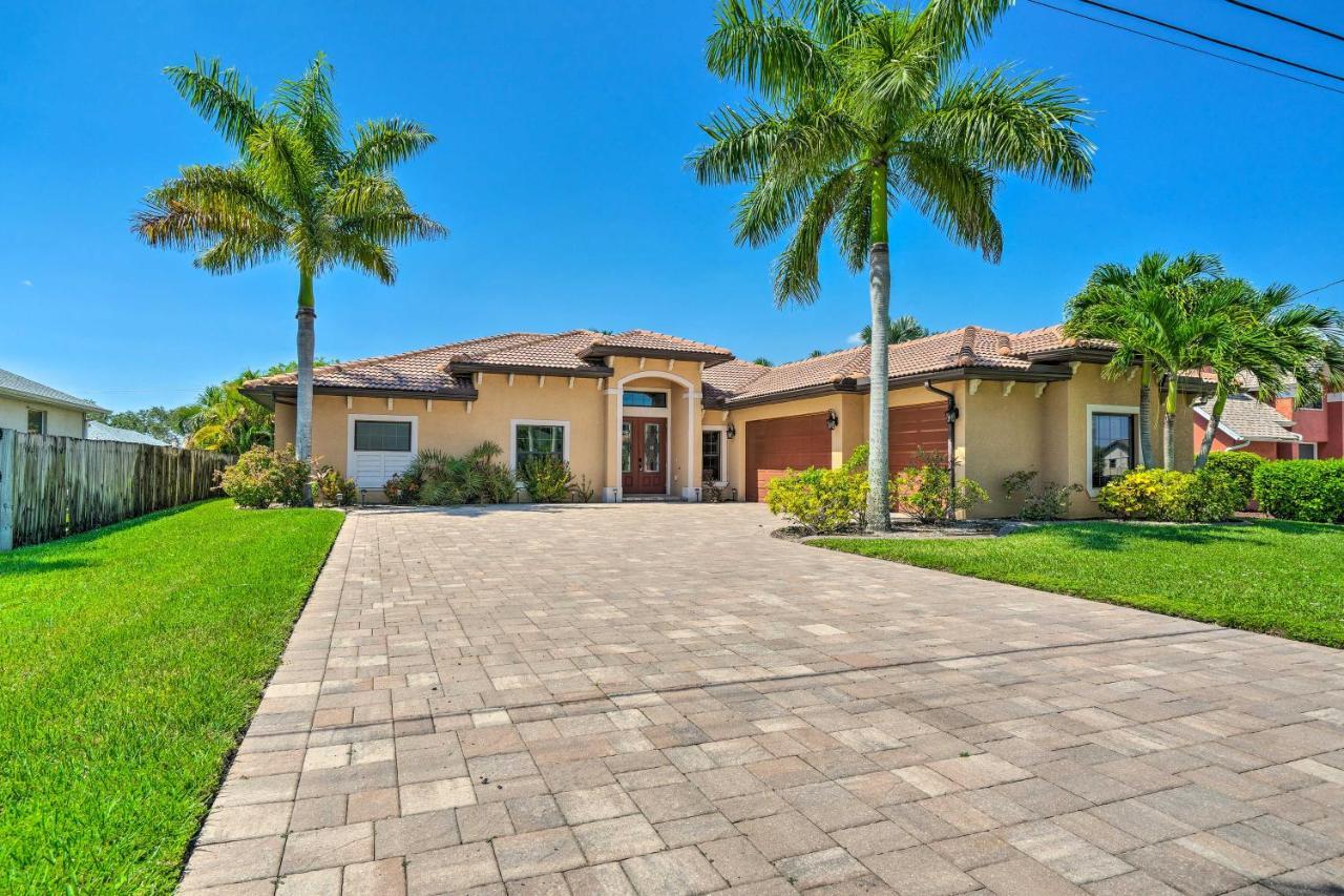 Canalfront Cape Coral Home With Patio And Grill! Esterno foto