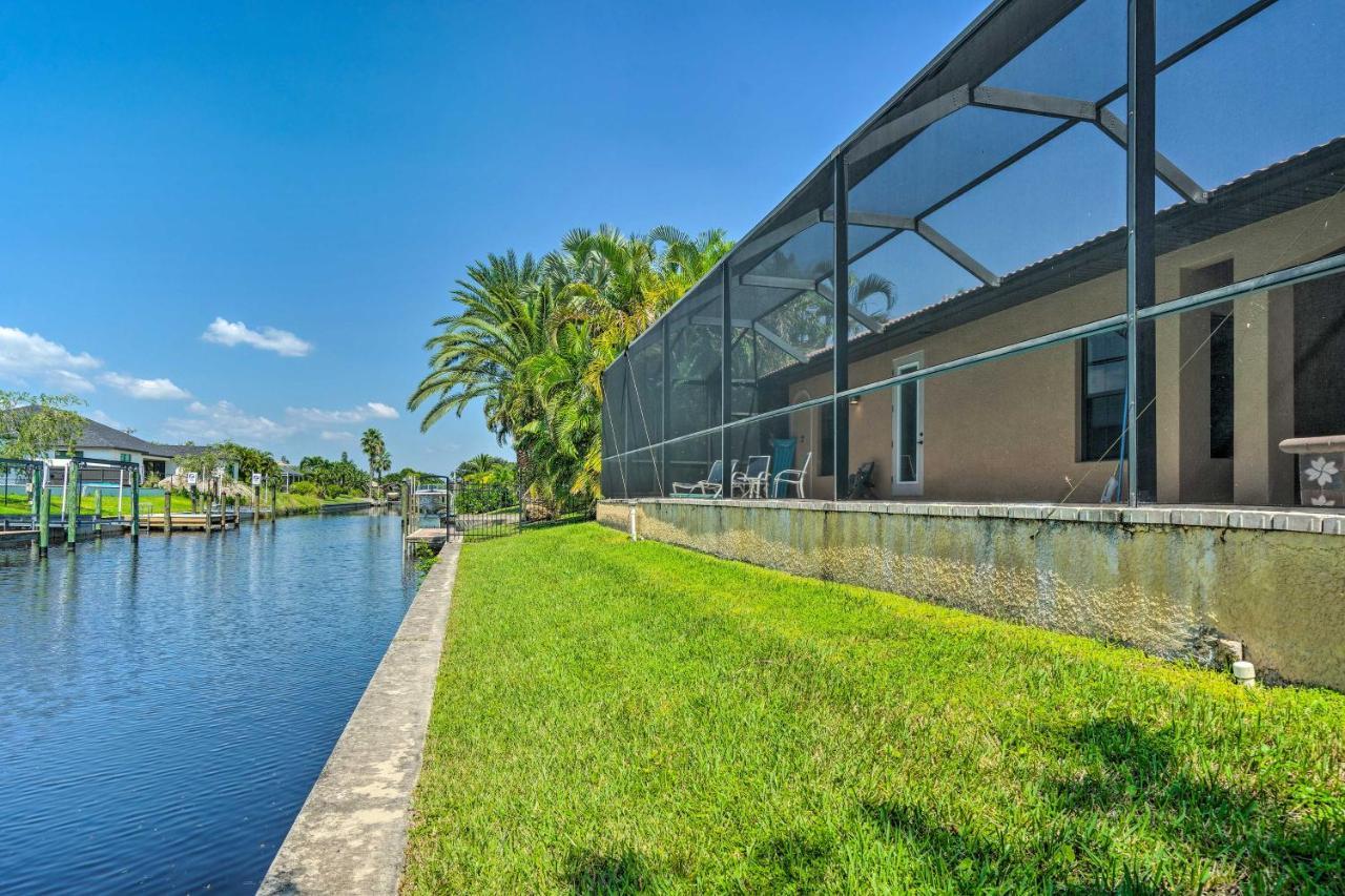 Canalfront Cape Coral Home With Patio And Grill! Esterno foto