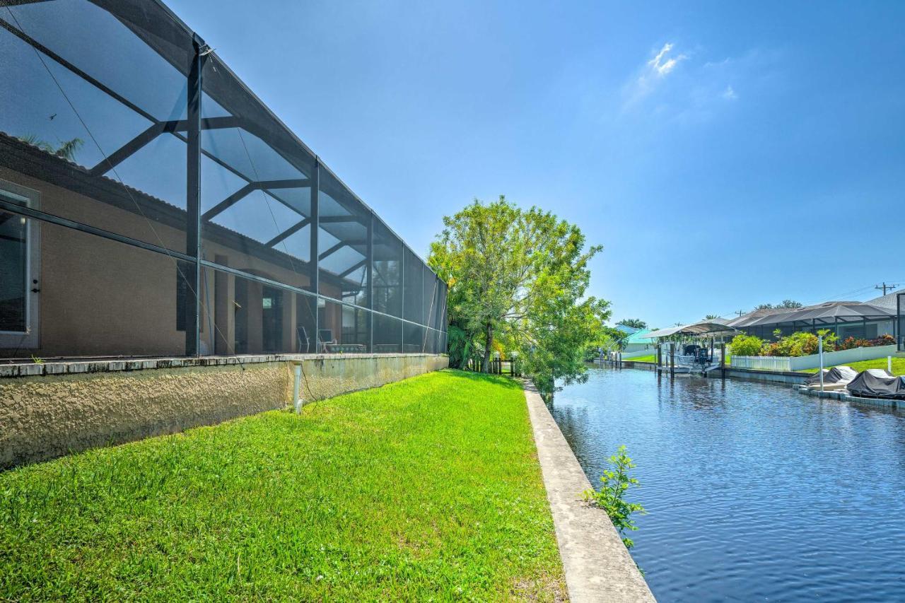Canalfront Cape Coral Home With Patio And Grill! Esterno foto